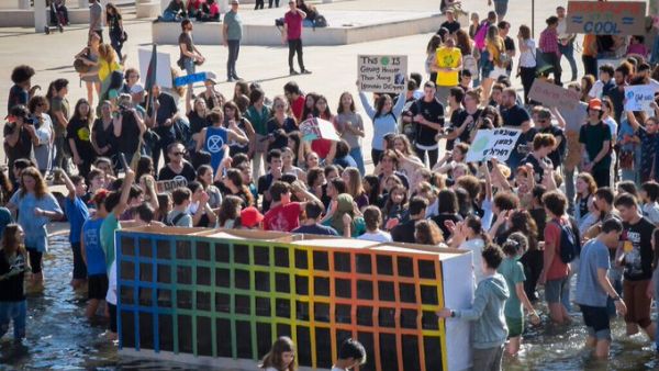 Hundreds rally for climate action in Tel Aviv as protests held around the world (Twitter)
