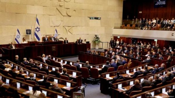 Lawmakers still have until midnight before a three-week deadline for the Knesset to form a government expires. (AFP/ File Photo)