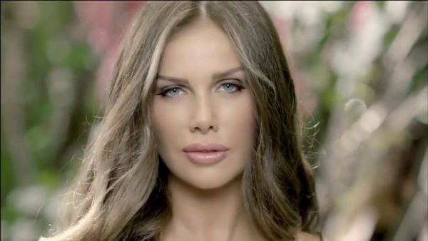 نيكول سابا نيكول سابا
