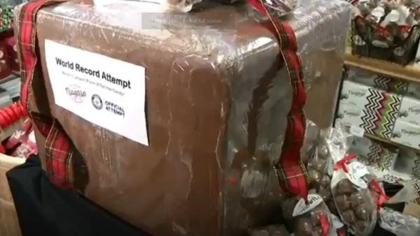 Niagara Chocolates said the 131-pound treat measures 21 inches by 22 inches by 19 inches. (Screenshot)