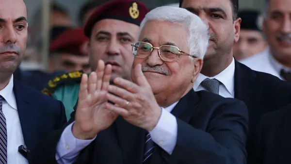 قال المسؤولون إن البيت الأبيض حاول خلال الأشهر الأخيرة إجراء اتصالات غير مباشرة مع الرئيس الفلسطيني