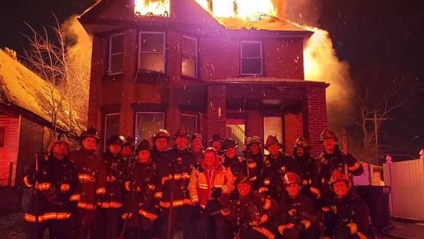 A picture of the home the following day shows it was completely burnt down. (Detroit Fire Incidents Page)