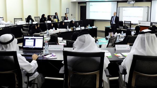 خلال الحدث تخريج 51 مواطناً ومواطنة من برنامج الدكتوراه في إدارة الأعمال من جامعة أبوظبي