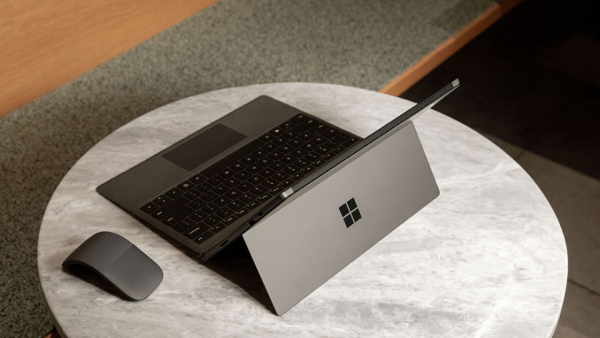 Microsoft Brings Three New Surface Devices to Businesses and Consumers in the UAE Market