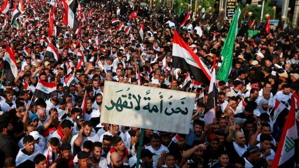 اللجنة التنسيقية لمظاهرات أكتوبر في العراق تتهم الصدر بالخزي والعار