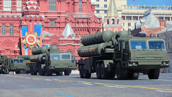 Russia completed the second delivery of a S-400 Triumf to China. (Shutterstock)