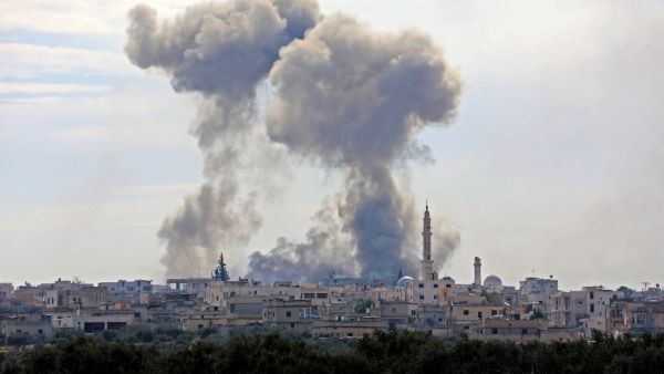 This picture taken on February 3, 2020 shows smoke plumes billowing in the Syrian village of al-Nayrab, about 14 kilometres southeast of the city of Idlib in the northwestern Idlib province, during bombardment by Syrian government forces and its allies. Omar HAJ KADOUR / AFP