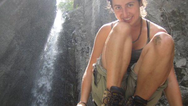 Niloufar Bayani (Twitter)