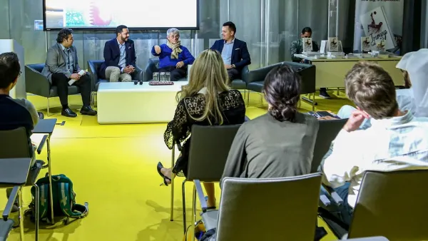 Sporting Experts Discuss Influence of Football in Politics and Society at Qatar National Library 