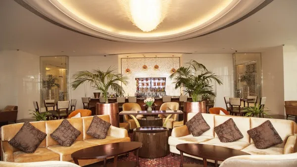 Cheers! Bab Al Qasr Hotel & Residences Launches the Brand New Rosé Lounge