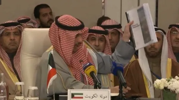 الغانم يلقي نسخة "صفقة القرن" الى سلة المهملات خلال اجتماع الاتحاد البرلماني العربي