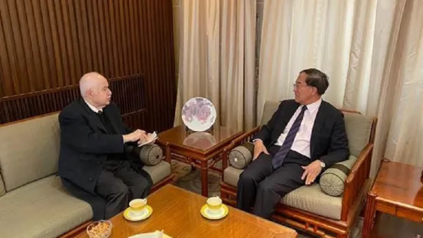 Abu-Ghazaleh Expresses Solidarity With the People's Republic of China in Fighting Coronavirus
