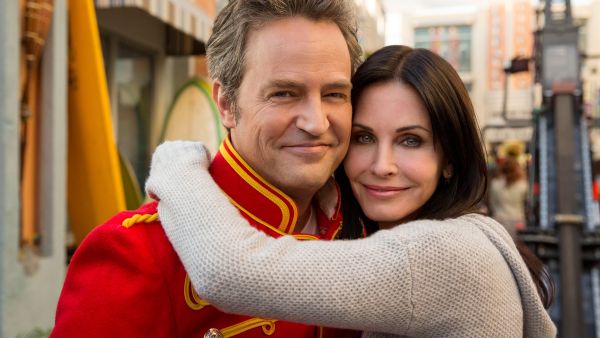 كورتني كوكس وماثيو بيري