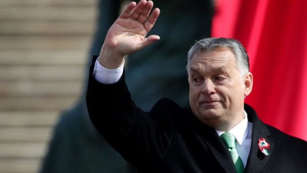 Viktor Orban  (Twitter)