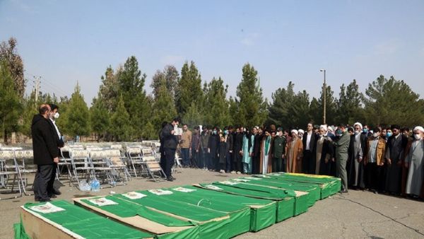 18 عنصرا من كتائب زينبيون و3 من كتائب فاطميون قتلوا في إدلب