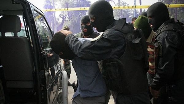  إحباط عملية تفجير أمام مخفر للشرطة في مدينة زاهدان