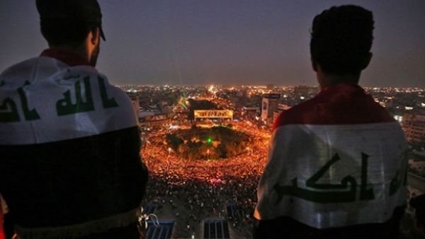 Iraqi protesters gather at Tahrir square during ongoing anti-government demonstrations in the capital Baghdad on October 31, 2019. (Photo: Ahmad Al-Rubaye/AFP via Getty Images)