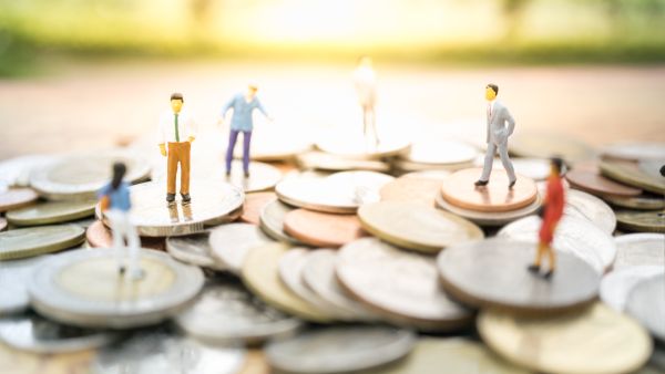 These 6 Billionaires Were the Biggest Losers on 'Black Monday'