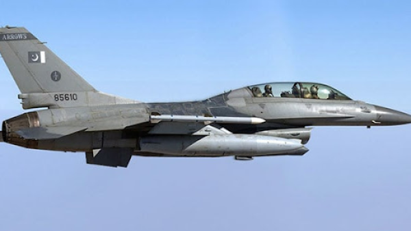 مقاتلة باكستانية