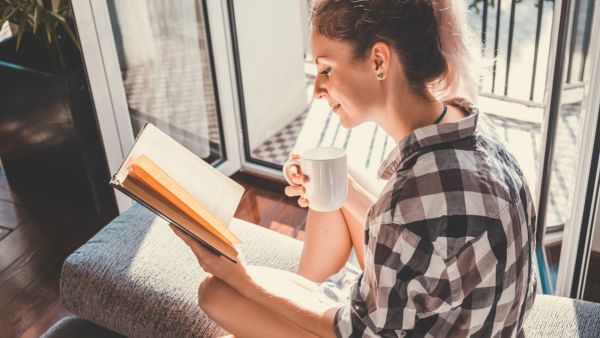 اقرأ خمسة كتب كنت تعتزم قراءتها عندما يتسنى الوقت