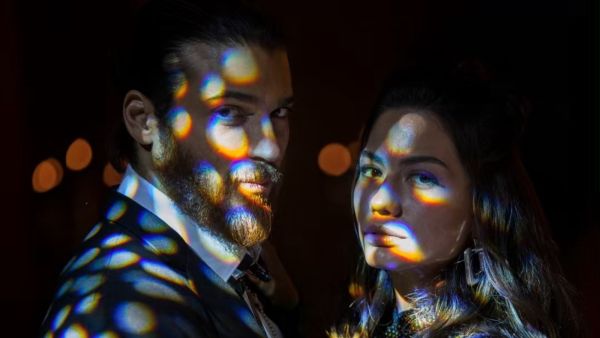 Can Yaman and Demet Özdemir