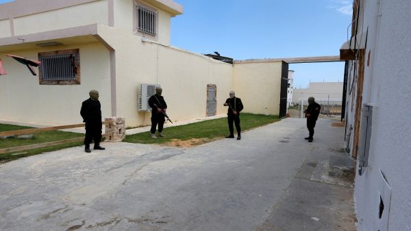  اللواء سعد مسعود القذافي، تقلد عدة مناصب أمنية