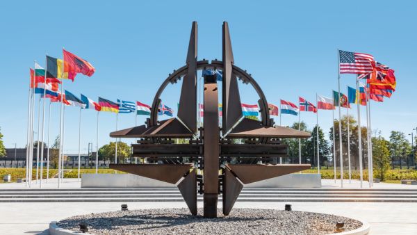 NATO (Shutterstock)