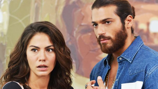 'IT'S NOT YOUR BUSINESS'! Demet Özdemir Snaps at the Press Because of Can Yaman