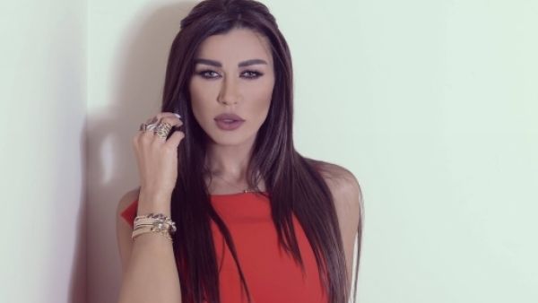 نادين الراسي: وقعت في حب هذا الممثل..والإعلام أعطى شهرة أكبر من حجمها لـ هذه الممثلة اللبنانية! نادين الراسي: وقعت في حب هذا الممثل..والإعلام أعطى شهرة أكبر من حجمها لـ هذه الممثلة اللبنانية!