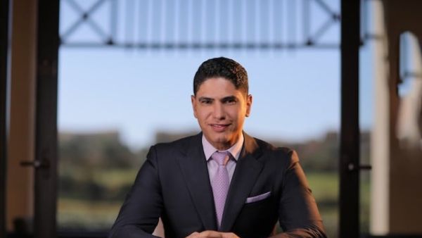 شاهد زوجة أبو هشيمة الأولى وأولاده..والجمهور أجمل من هيفاء وهبي وياسمين صبري! شاهد زوجة أبو هشيمة الأولى وأولاده..والجمهور أجمل من هيفاء وهبي وياسمين صبري!