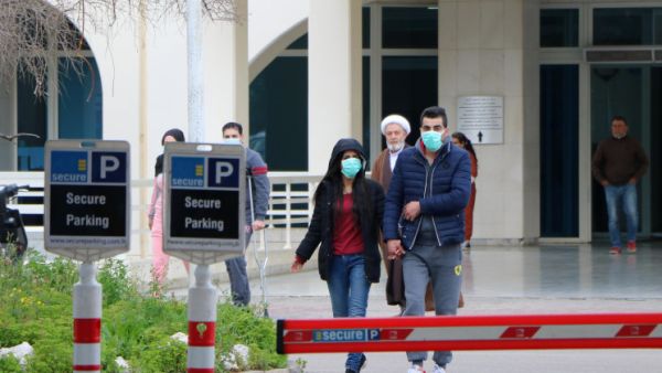 إجمالي الإصابات بكورونا في لبنان يرتفع إلى 733 حالة.