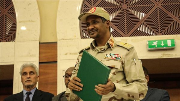 حميدتي النائب الأول لرئيس المجلس السيادي السوداني