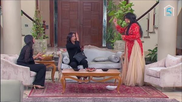 جميلة الهوني ورد فعل هستيري على مقلب فيفي عبده!