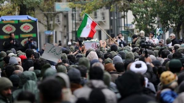 وزير الداخلية الإيراني يدافع عن قرار قطع الإنترنت خلال الاحتجاجات