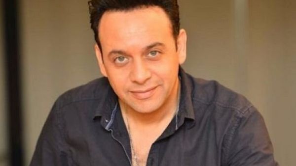 مصطفى قمر