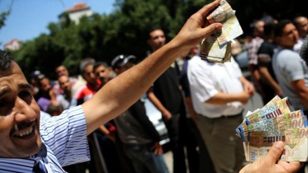 سلطات الاحتلال تشن حربا حقيقية على الأسرى وعوائلهم