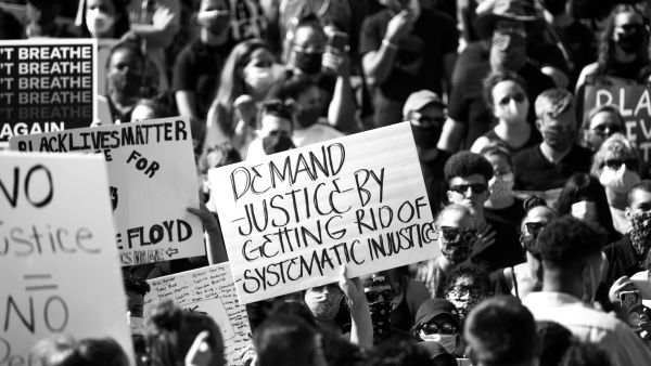 Everything You Need to Know About the Striking Financial Inequality Between Blacks and Whites in the US
