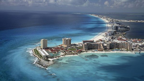 جزيرة سقطرى اليمنية