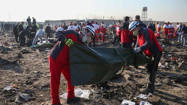 الطائرة أسقطت بعد أن تم تشخيصها في الرادار على انها هدف يتجه نحو طهران