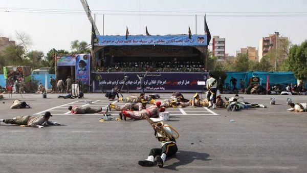 Terror attack on a military parade Iran 2018 (Twitter)