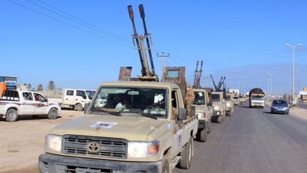 أعداد كبيرة من سكان ضواحي العاصمة الليبية يعودون إلى منازلهم