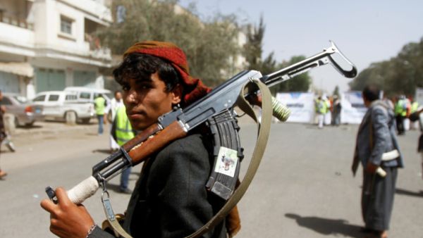 عادة ما تنفذ عناصر تابعة لتنظيم القاعدة هجمات بعبوات ناسفة وسيارات مفخخة ضد قوات الجيش اليمني