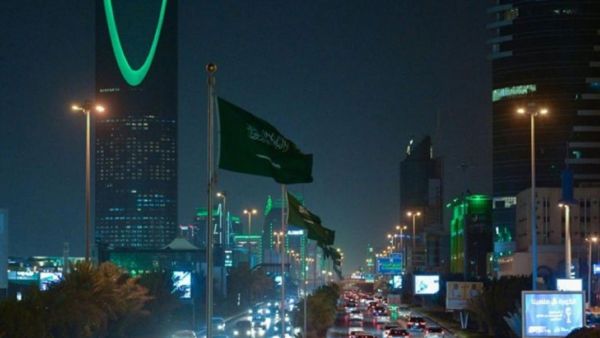 3 شركات صرافة في تركيا وسوريا وشخصيات أخرى