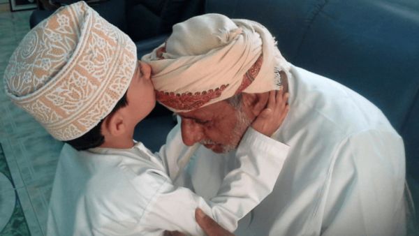 وجود الحب والمودة والتفاهم بين الزوجين