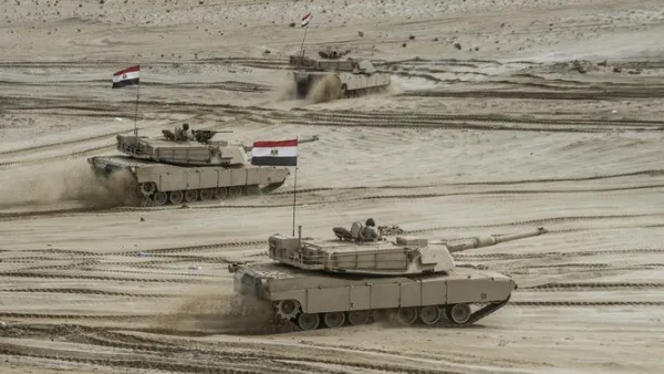 The drill called “Hasm 2020” was carried over for several days and was attended by the Minister of Defense and Military Production, Mohamed Zaki. (File/AFP)