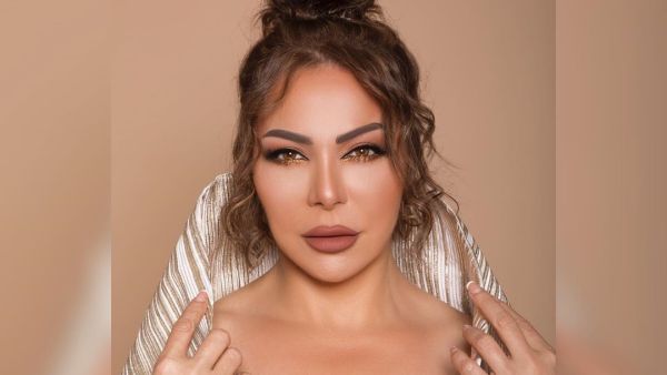 سوزان نجم الدين تثير سخرية الجمهور بسبب طريقة تعزيتها لـ حمادة هلال بوفاة والدته!