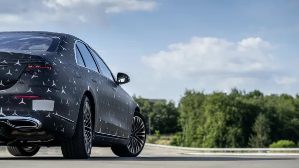 Driving Enjoyment at the Highest Level: Protected and Supported