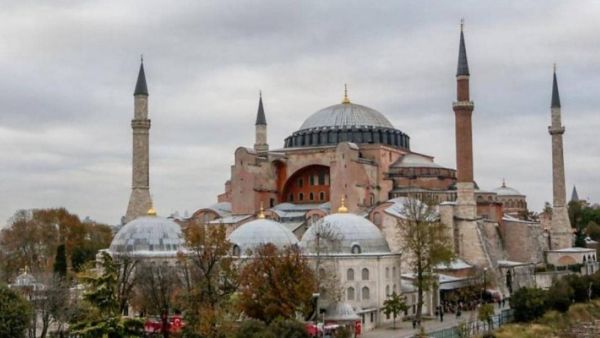 بقاء "آيا صوفيا" ضمن معالم التراث العالمي.