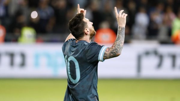 The ex-Barcelona star is confident that the Argentine will be on the plane in two years time due to his physical strength and competitive nature (Photo: AFP)