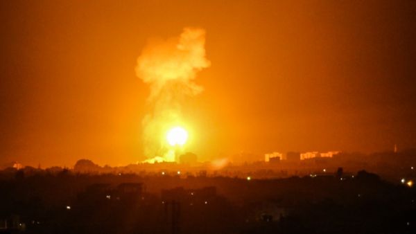 Smoke and flames rise after Israeli army war planes carried out airstrikes over Khan Yunis, Gaza Strip on August 16, 2020. The Israeli army said it carried out fresh air strikes against Hamas positions in the Gaza Strip on August 16, in response to firebombs sent into Israeli territory attached to balloons. SAID KHATIB / AFP Smoke and flames rise after Israeli army war planes carried out airstrikes over Khan Yunis, Gaza Strip on August 16, 2020. The Israeli army said it carried out fresh air strikes against Hamas positions in the Gaza Strip on August 16, in response to firebombs sent into Israeli territory attached to balloons. SAID KHATIB / AFP